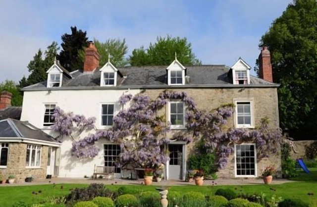 Church House Kington