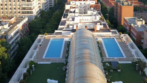 Chusbad place zona Cuzco-Santiago Bernabéu Edificio Eurobuilding 2