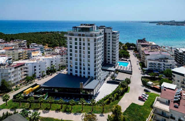 CİTY POİNT BEACH&SPA HOTEL