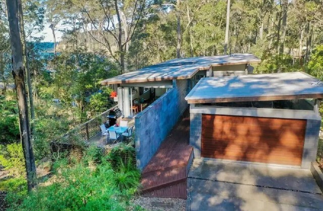 Circuit Beach House - a piece of paradise!