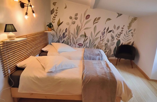 Clair Chambre Double Avec Salle de Bains Privative