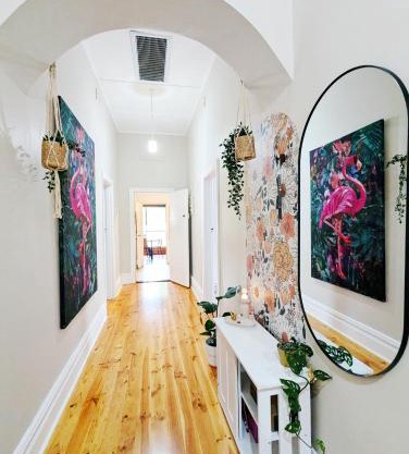 Clare Cottage with 3 King Suites