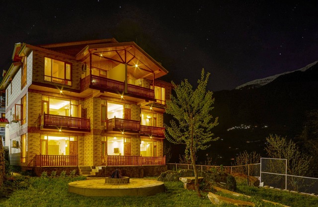 Clarks Inn Suites Manali