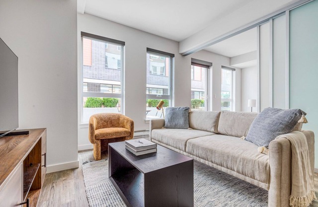 Classic Ballard 1BR w/BBQ, Lounge & W/D, onsite retail, by Blueground