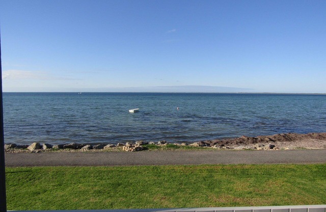 Classic Shack - Absolute Beachfront. Winter off peak special!