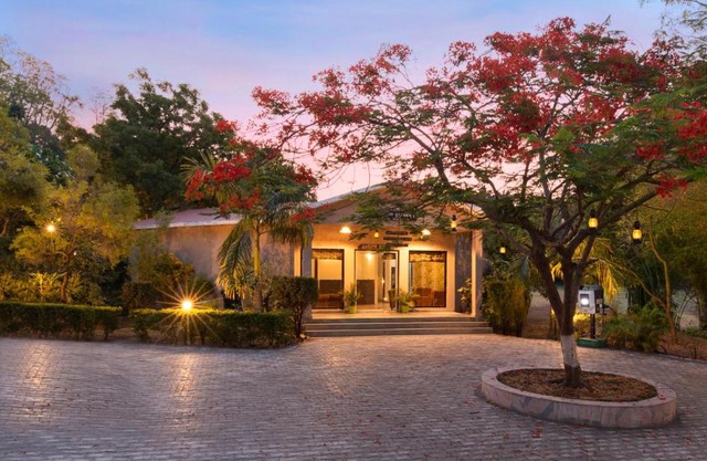 Click Resort Corbett Tiger Den