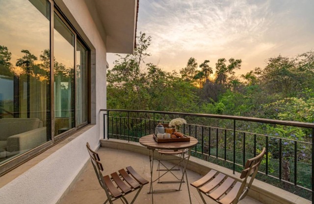 Cliffhouse by Hireavilla -5br w Pvt Pool in Saipem