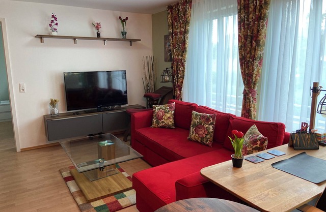 Close to BER/Adlershof airport in a quiet location; freeway transportation;