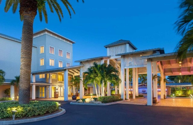 Coastal Escape | Golf. Free Parking