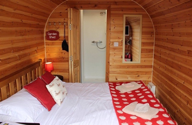 Coastal Retreat Pod with Bathroom