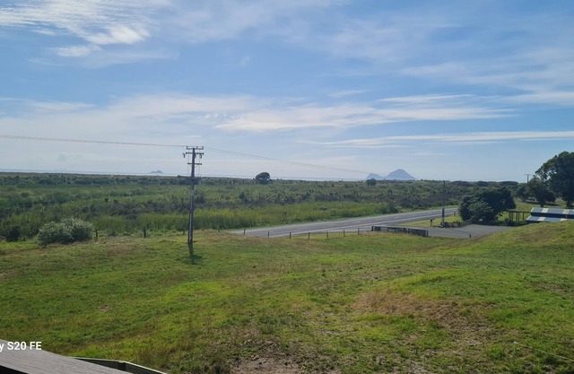 COASTAL RETREAT WITH GREAT VIEWS AND ALL THE COMFORTS OF HOME