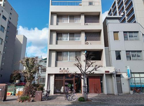 COCOSTAY 福山駅前 4人まで同額 レスタウロアバンティ JR福山駅から徒歩7分の移動に超便利な好立地 Great location 7min walk from JR sta