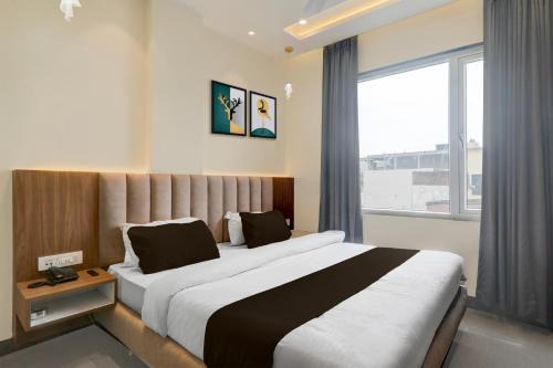 Collection O B.R. Ambedkar Park Taramandal Formerly Shree Krishna Inn