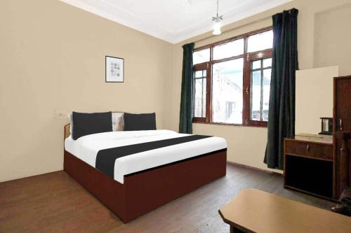 Collection O Rajbagh