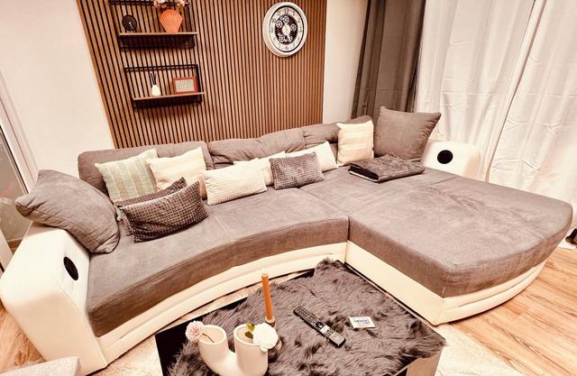 Cologne LUXE Living: Cologne Sülz Perfect location - 4min. Bus & Train - University Hospital Cologne