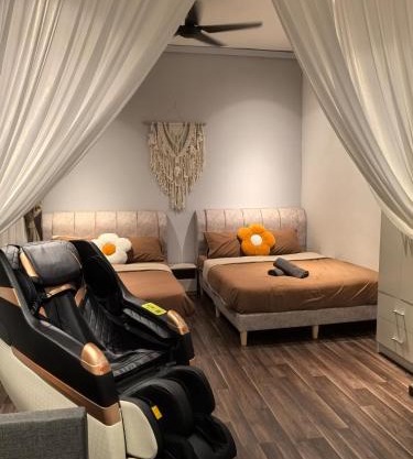 COMFORT COVE at Mahkota Valley Suite