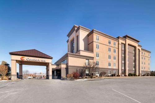 Comfort Inn Manchester Airport