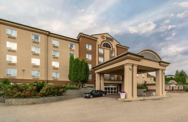 Comfort Inn & Suites