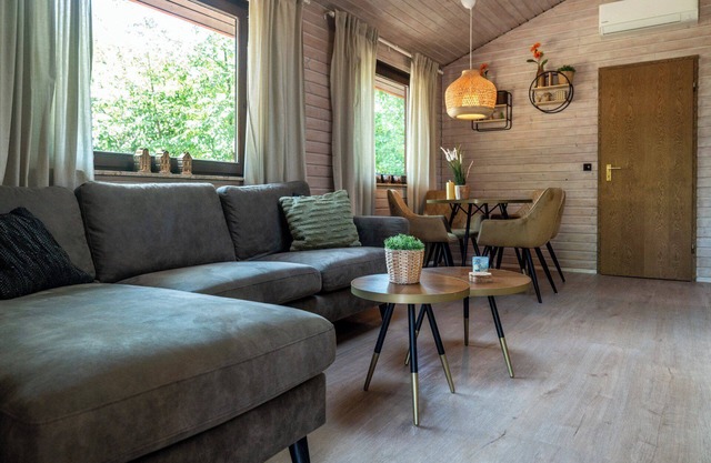 Comfort Sauna 4p - Two Bedroom Chalet, Sleeps 4