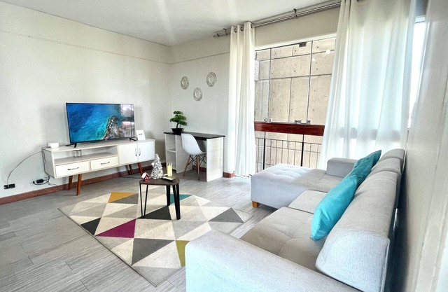Comfortable and warm apartment near La Rambla de San Borja.