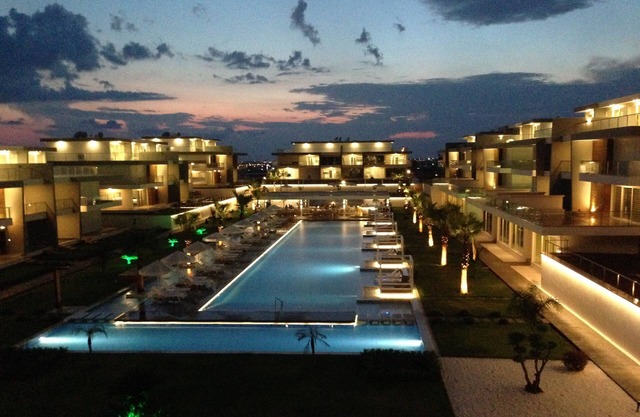 Comfortable apartment with two bedrooms, in a luxury complex with 2 pools