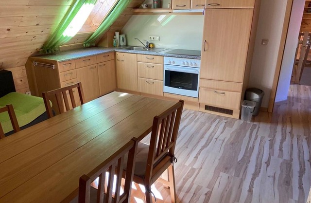 Comfortable apartment (36 sqm) for up to 4 people with free WiFi