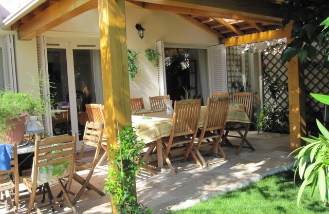 Comfortable apartment/villa on the ground floor of a 2-storey house