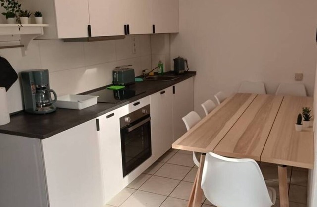 Comfortable apartment with balcony for up to 6 people