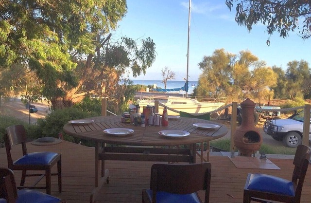 Comfortable beachfront family holiday house at Yorke Peninsula SA