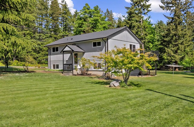 Comfortable Home in the Comox Valley