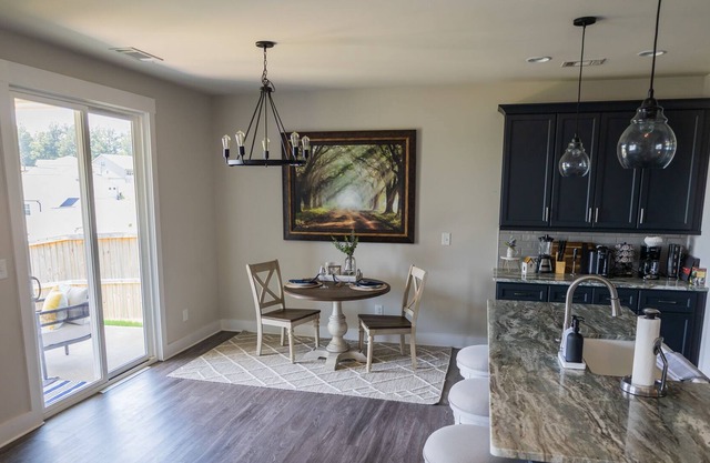 Comfortable & Safe country neighborhood home on a championship golf course!