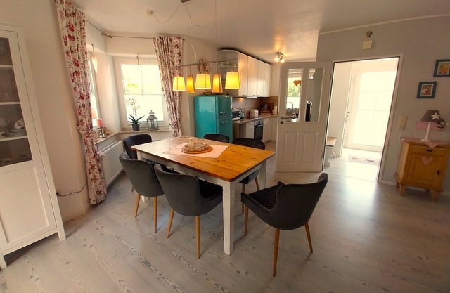 Comfortably furnished vacation home (75m²) in country house style in Greetsiel.