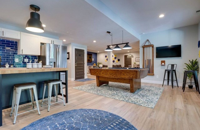 Comfy and Fun | Fam-Friendly Suite | Powell