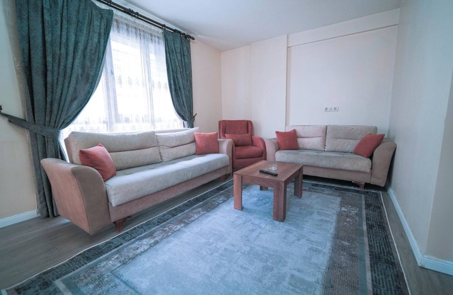 Comfy & Cozy 1-Bdr Apartment