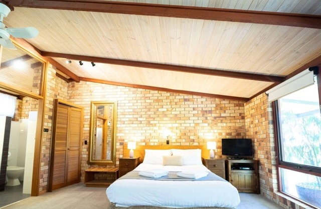 Comfy Studio 4 @ Blickinstal Barossa Valley