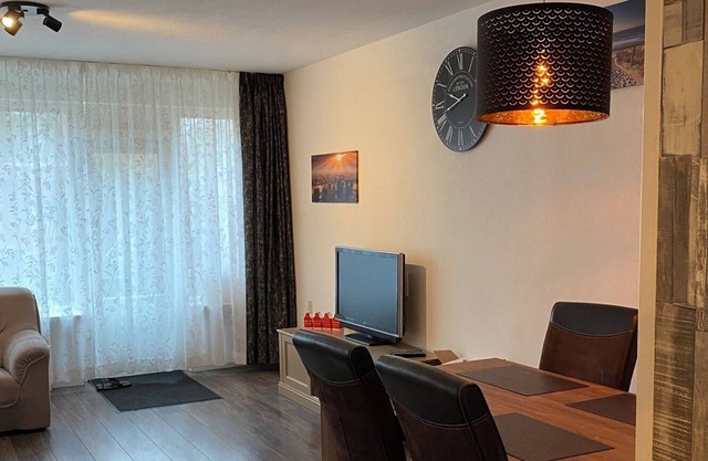 Complete house centrally located near Rotterdam.