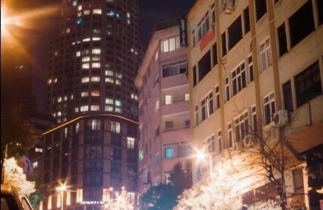 COMPLETELY NEW&FANTASTICALLY DESIGN DOWNTOWN HOME