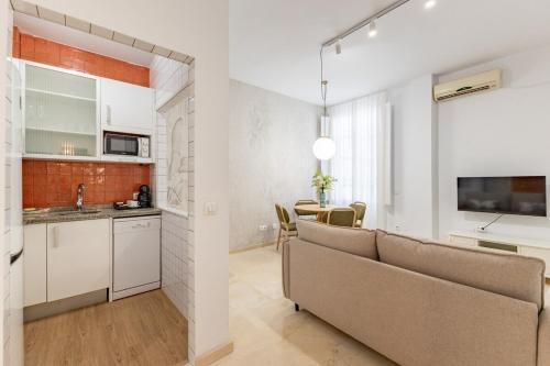 Conde Ibarra Center Suite by Valcambre