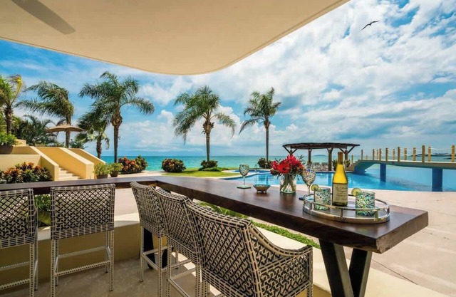 Condo Punta Vista Signature Resort 104 · Poolside Terrace Great Beachfront Gem!
