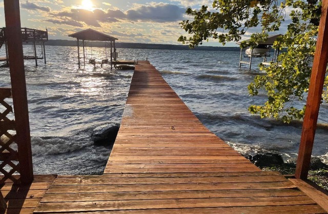 Contemporary Cottage on Seneca Lake - NO OWNERS FEES