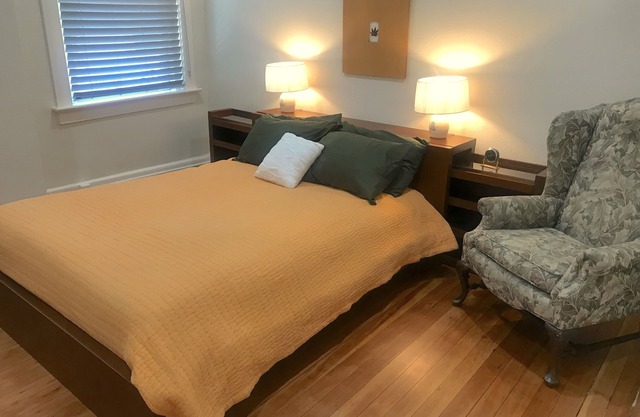 Convention Loft B Salem Oregon TIGER STATION LOFTS, 30 nights stays & takes pets