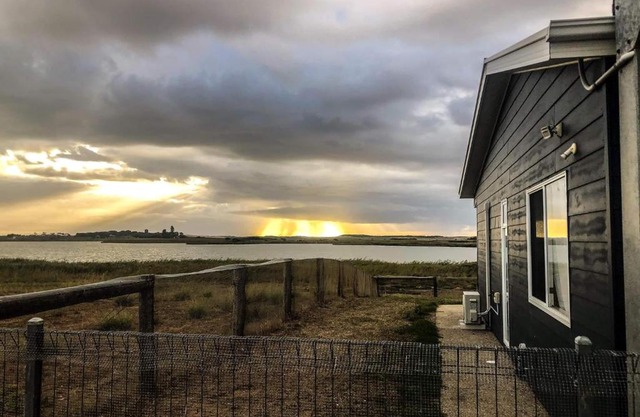 Coorong Island Retreat - Farm Stay at Pet Friendly Property