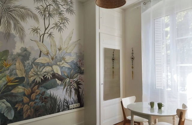 Coquet Studio Dans une Maison de Ville Proche Centre Daix les Bains