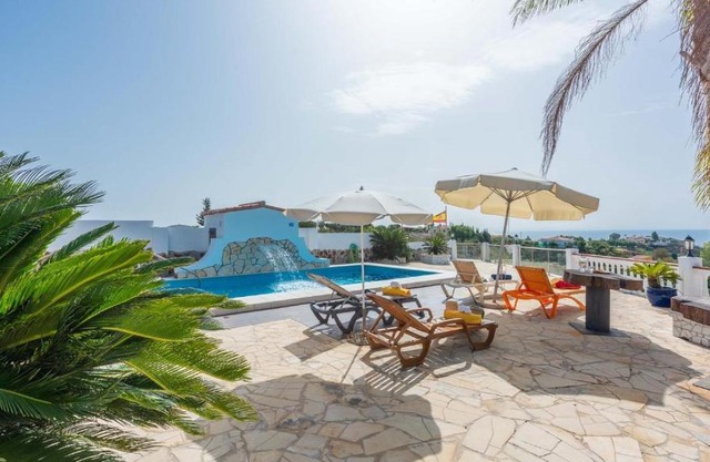 Cortijo La Tata Almayate Alto by Ruralidays