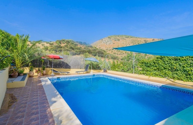 Cortijo San Jose Iznájar by Ruralidays