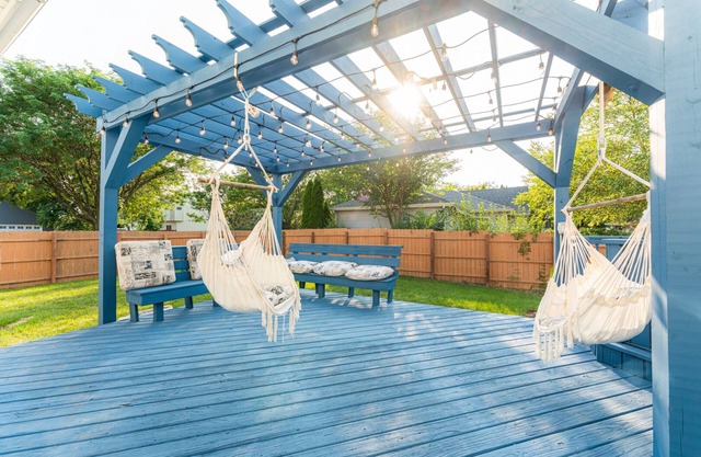 Cosmos Stays, Open Space, Jacuzzi, King Beds, Hot Tub, Serene, Spacious