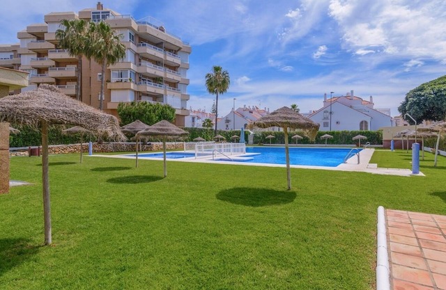 Costa del Oro II Torrox by Ruralidays