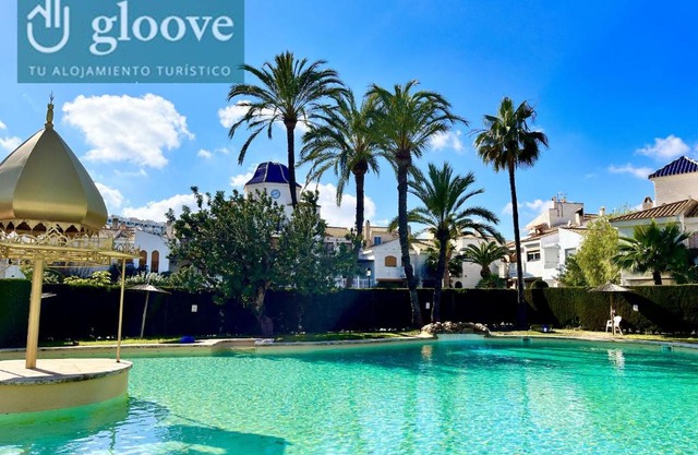 Costa Hispania House by Gloove