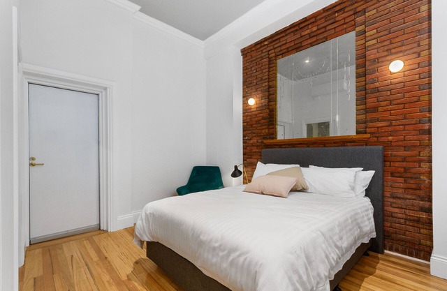 Costello Hotels Port Augusta - One Bedroom Suite