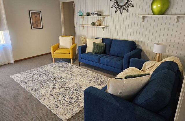 Cosy 2 bedroom apartment in central location